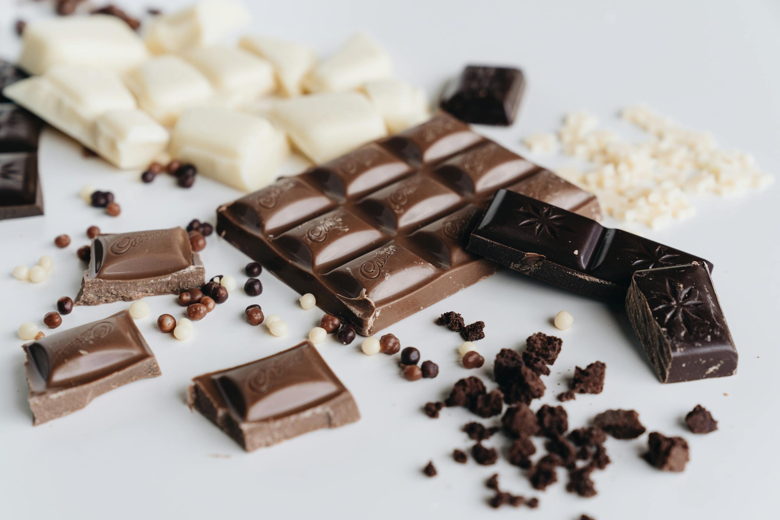 Delicious mix of dark and white chocolate bars with cocoa nibs and chocolate chips.